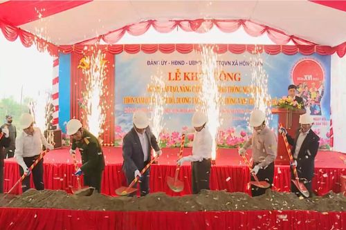 Khởi công 3 dự án giao thông gần 170 tỷ đồng