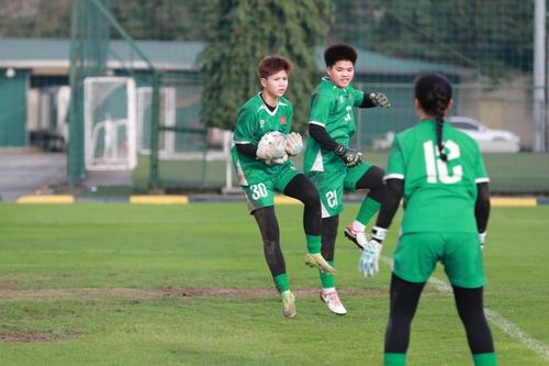 ĐT U20 nữ Việt Nam hào hứng trước chuyến tập huấn