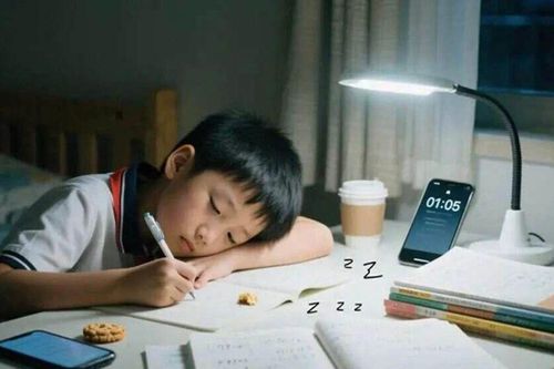 Những thói quen sinh hoạt tưởng bình thường lại khiến chỉ số IQ của trẻ sụt giảm