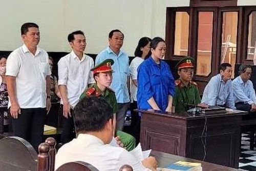 Đồng Tháp: Cựu kế toán Ban Thi đua - Khen thưởng tỉnh lập khống chứng từ chiếm đoạt 2,1 tỷ đồng
