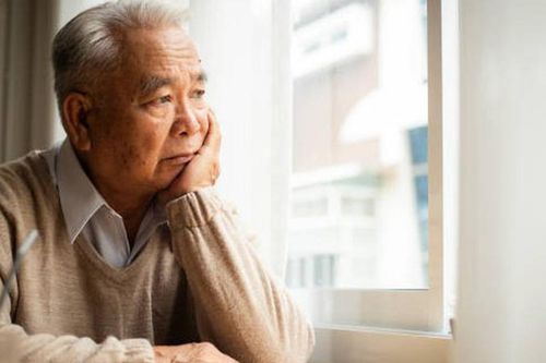 Cuộc sống nghỉ hưu không như mơ: 4 nỗi khổ khó nói của cụ ông lương hưu cao