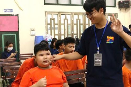 Phía sau học bổng 12 tỷ của chủ nhân Huy chương Bạc AI quốc tế