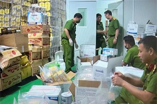Thủ đoạn của 'ông trùm' thực phẩm chức năng giả để thu lời bất chính hàng trăm tỷ đồng