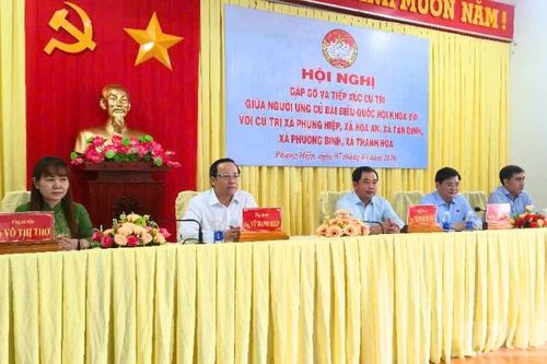 Ủy viên Bộ Chính trị Trần Đức Thắng tiếp xúc cử tri đơn vị bầu cử số 3, thành phố Cần Thơ