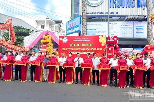 Đồng Tháp: Triển khai mô hình doanh nghiệp trong trường đại học