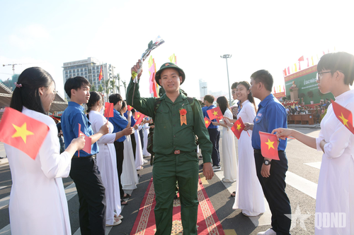 Thư gửi các chú bộ đội