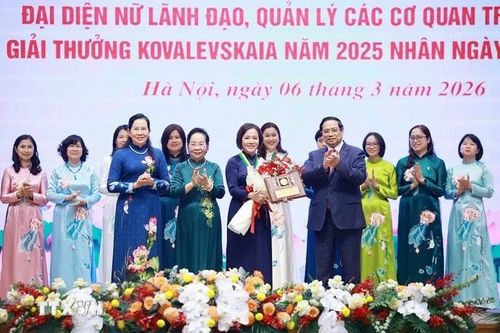 GS Trần Thị Việt Nga: Được làm điều mình đam mê luôn mang lại năng lượng tích cực