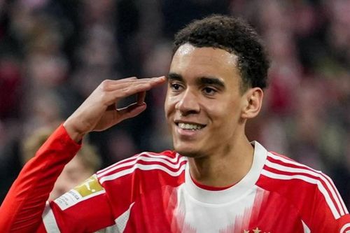 Bayern Munich thị uy sức mạnh, tiến gần chức vô địch Bundesliga