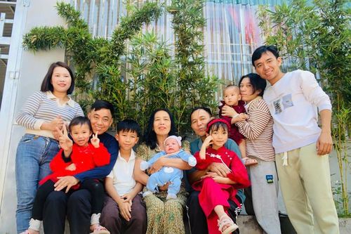Anh em ruột cưới chị em ruột ở Hưng Yên, bố mẹ chồng nói vui về 2 nàng dâu