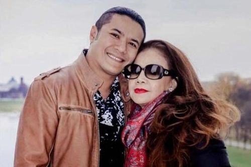 Mẹ Kasim Hoàng Vũ gần như không ăn gì, cứ nhắc đến con trai là bật khóc