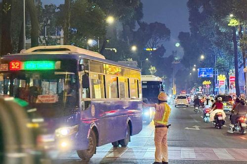 Nhiều tài xế dùng thiết bị phá sóng GPS để 'né' bị CSGT xử lý