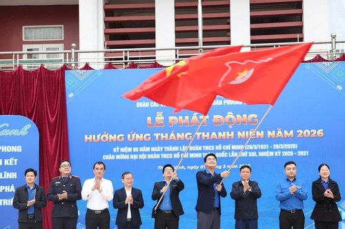 Đoàn các cơ quan Đảng tỉnh Nghệ An và Đoàn phường Thành Vinh ra quân hưởng ứng Tháng Thanh niên