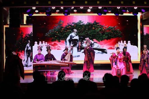 Trung Quốc đặt mục tiêu xây dựng cường quốc văn hóa và du lịch