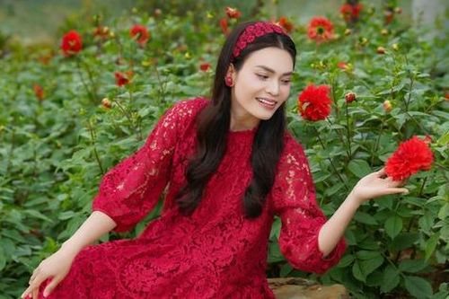 Cuộc sống đáng ngưỡng mộ của nữ NSND trẻ nhất Việt Nam trong biệt phủ nghỉ dưỡng rộng 8.000m2