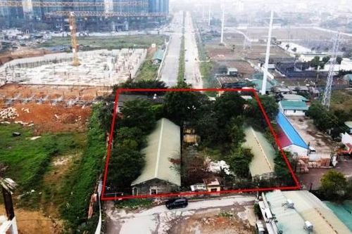 Hà Nội: Tuyến đường 3 km hơn 10 năm chưa xong vì 50 m mặt bằng