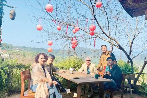 Sắc xuân dẫn lối du lịch vùng cao