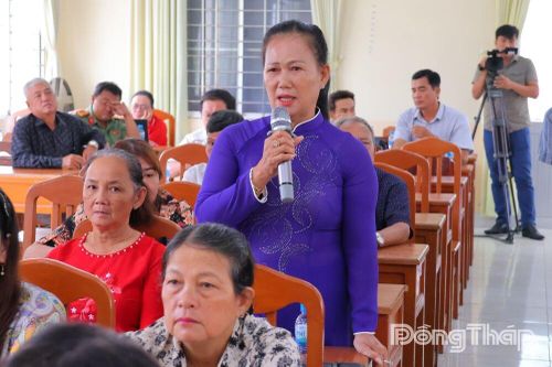Cử tri xã Mỹ Hiệp và Bình Hàng Trung đánh giá cao chương trình hành động của các ứng cử viên đại biểu Quốc hội