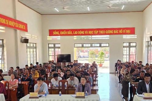 Ứng cử viên đại biểu HĐND tỉnh tiếp xúc cử tri tại xã Bảo Lâm 5