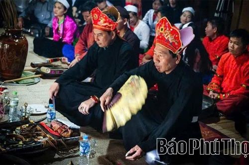 Tục mát nhà đầu năm - Bản sắc của người Mường