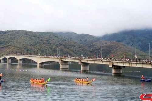 Giữ hồn di sản văn hóa qua những lễ hội mùa xuân