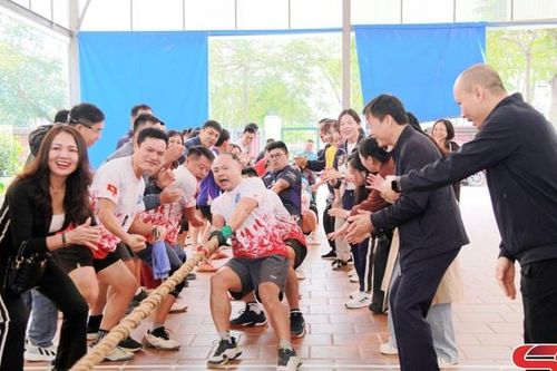 BHXH tỉnh Sơn La tổ chức giao lưu thể thao