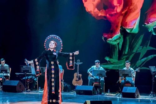 Những 'đóa hoa nghệ thuật'