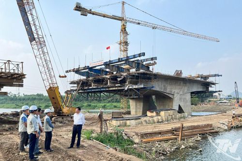 Đẩy nhanh tiến độ thi công cầu Quang Vinh 1