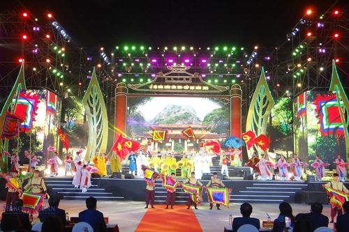 Hải Phòng trang trọng khai hội mùa xuân Côn Sơn - Kiếp Bạc 2026