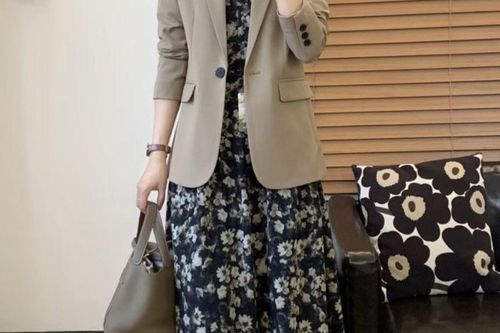 5 kiểu váy xinh chuẩn 'nàng thơ' đang được chị em săn lùng: Mặc lên dịu dàng hết nấc, nhìn là muốn sắm ngay