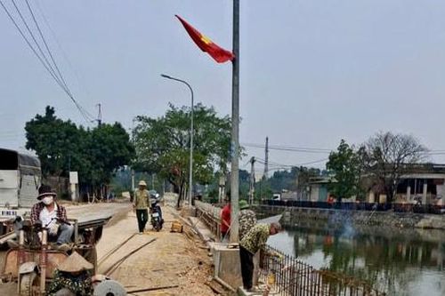 Xã Kiều Phú: Đẩy nhanh tiến độ thi công dự án đường trục phía Tây Nam