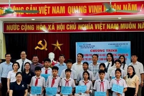 Chung tay ủng hộ, thắp sáng hy vọng cho những mảnh đời khó khăn