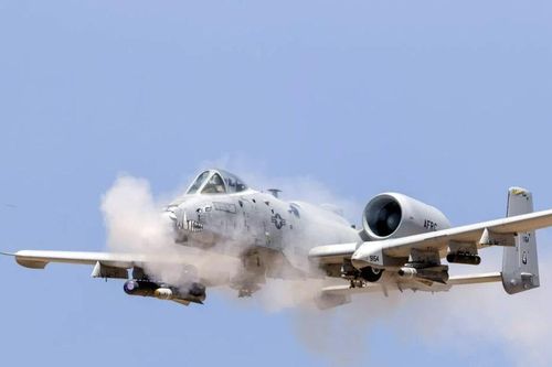 Cường kích săn tăng khét tiếng A-10 được Mỹ tung vào chiến dịch tấn công Iran