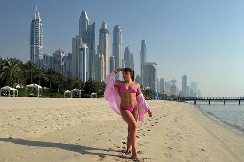 Kẹt trong khách sạn 5 sao ở Dubai, cô gái 'phát khóc' vì hóa đơn