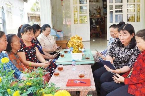 Gieo mầm sống đẹp trong mỗi gia đình