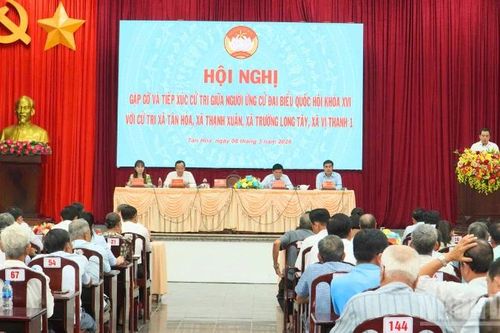 Ủy viên Bộ Chính trị Trần Đức Thắng tiếp xúc cử tri đơn vị bầu cử số 3, thành phố Cần Thơ