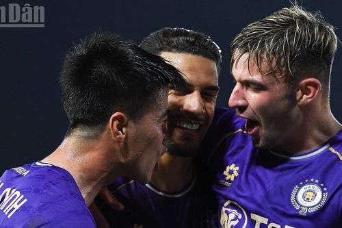 Hà Nội thắng 2-1 Công an Hà Nội, cuộc đua vô địch thêm kịch tính