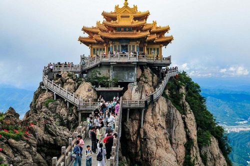 Du lịch nội địa Trung Quốc lập kỷ lục mới trong năm 2025