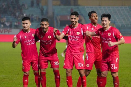 Điểm tin thể thao 8/3: Rực lửa derby Thủ đô, Man City giành vé tứ kết FA Cup