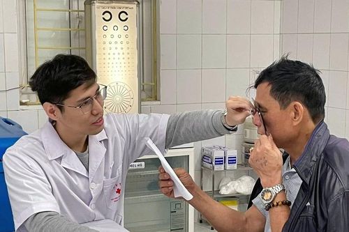 180 thầy thuốc trẻ Thủ đô khám bệnh, tư vấn chăm sóc sức khỏe người dân