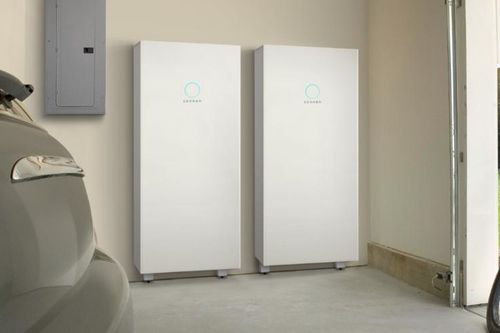 Cơ quan chức năng đưa ra cảnh báo với pin lưu trữ điện mặt trời mái nhà