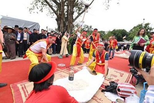 Về Côn Sơn - Kiếp Bạc trẩy hội xuân, chạm vào mạch nguồn di sản