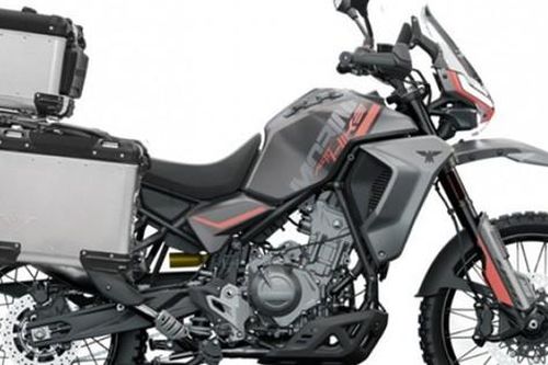 Alltrhike 450 ra mắt: Mô tô đa dụng giá 'dễ thở'