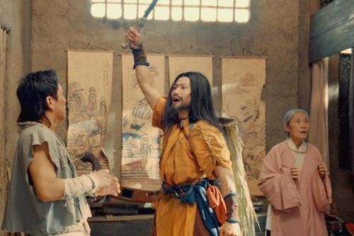 Nam diễn viên Mưa đỏ tái xuất với điện ảnh với diện mạo lạ lẫm, hóa thân giang hồ hảo hán