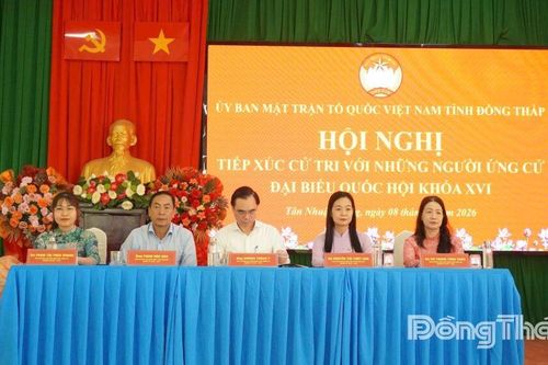 Ứng cử viên đại biểu Quốc hội khóa XVI trình bày chương trình hành động trước cử tri xã Tân Nhuận Đông và Tân Dương