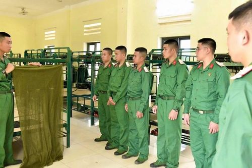 Đồng hành cùng chiến sĩ mới