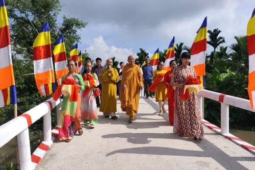 Cần Thơ: Chùa Thiên Thới khánh thành 2 cầu bê-tông nông thôn sau Tết Bính Ngọ