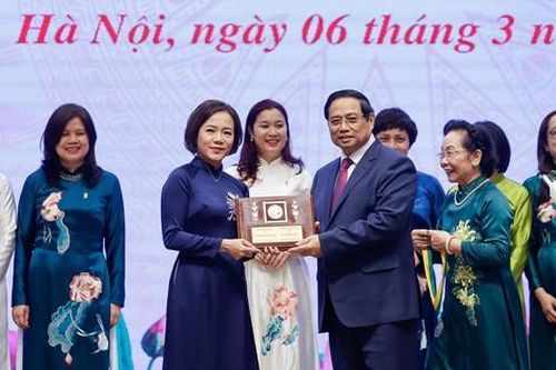 Nữ giáo sư được Giải Kovalevskaia 2025: Quan trọng nhất là giữ được sự say mê và kiên trì