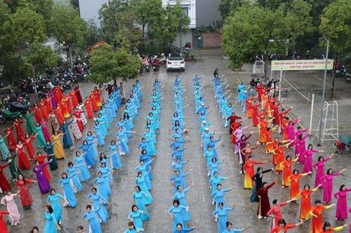 Phường Việt Hưng: Sôi nổi các hoạt động kỷ niệm Ngày Quốc tế phụ nữ 8-3