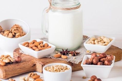 Thực hư thông tin uống nhiều 'sữa hạt' gây sỏi mật