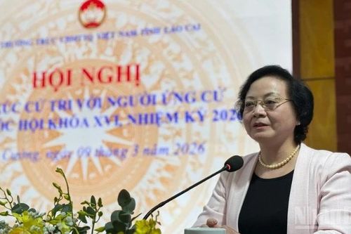 Phó Thủ tướng Phạm Thị Thanh Trà tiếp xúc cử tri tại Lào Cai